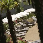 ホテル Novotel & Biarritz アングレット