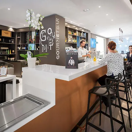 Novotel & Biarritz Hotel