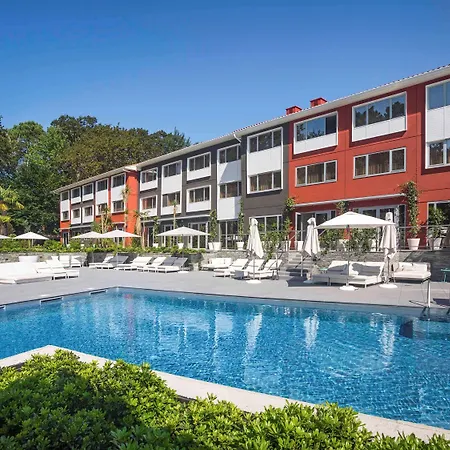 Novotel & Biarritz Hotel 4*