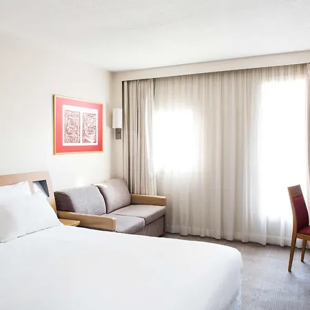 Novotel & Biarritz