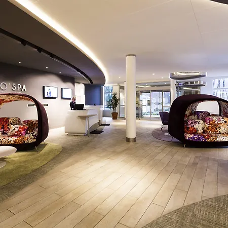 Novotel & Biarritz מלון 4*