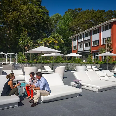 Novotel & Biarritz 4*