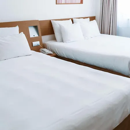 Novotel & Biarritz 호텔