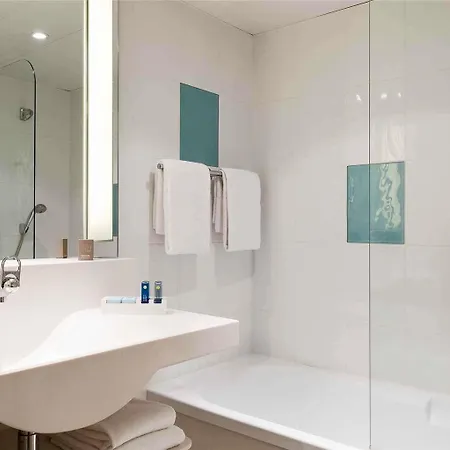 Novotel & Biarritz 4*