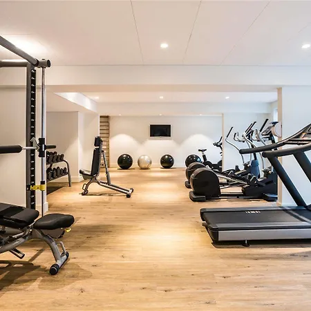 Novotel & Biarritz فندق