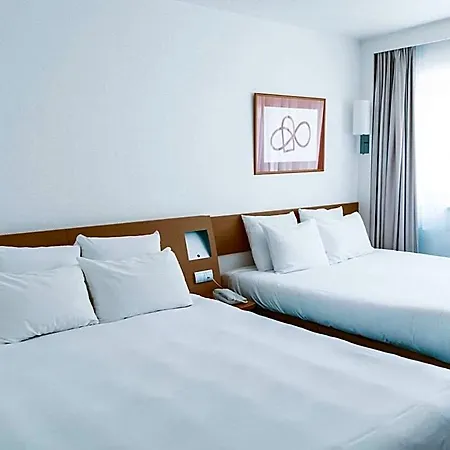 Novotel & Biarritz Szálloda