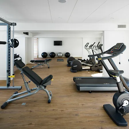 Hotel Novotel & Biarritz 4*