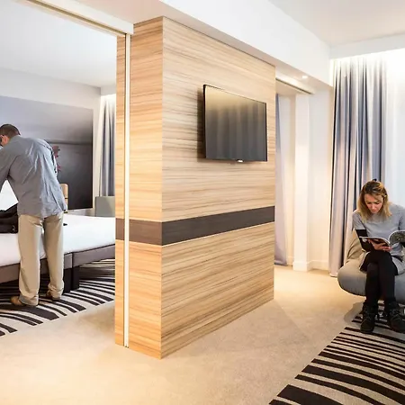 Novotel & Biarritz Hotel