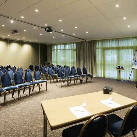 Novotel & Biarritz מלון אנגלה