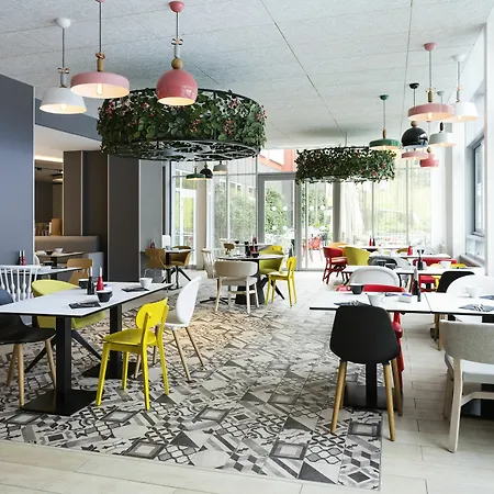 Novotel & Biarritz ホテル 4*