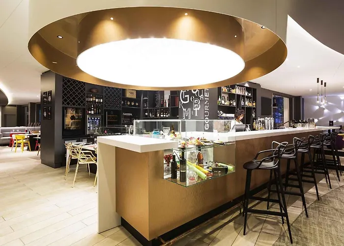 Novotel & Biarritz