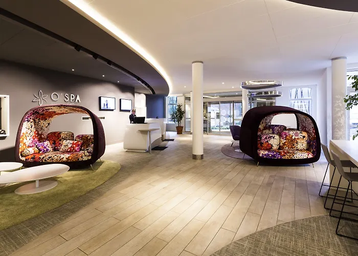 Novotel & Biarritz Hotel 4*