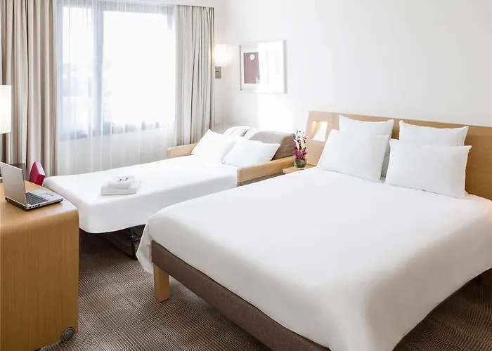 Novotel & Biarritz Hotel 4*