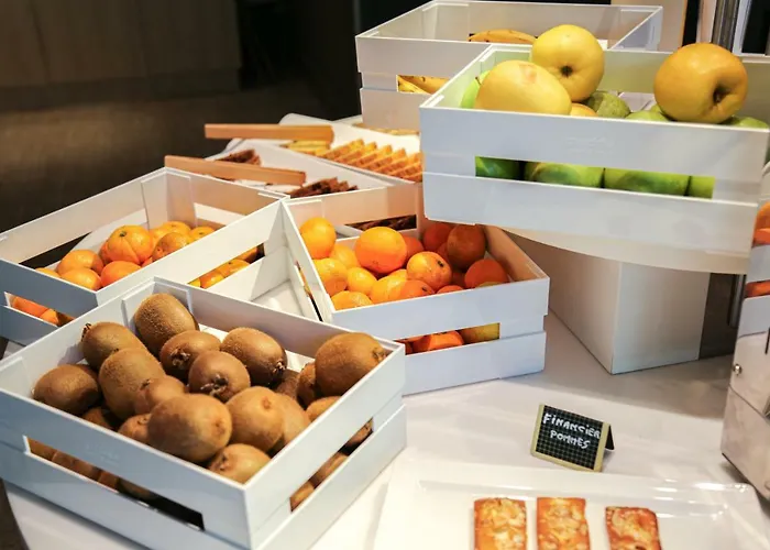 Novotel & Biarritz أنغليه