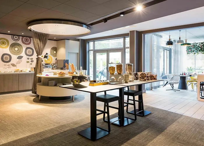 Novotel & Biarritz 4*